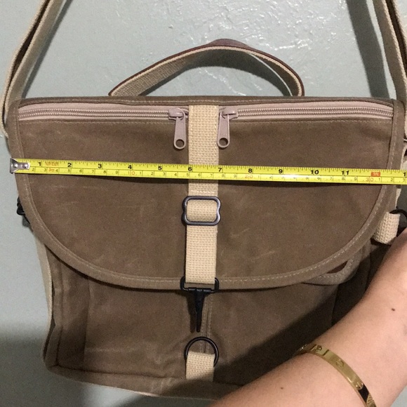 Fujifilm Domke F-803 Camera Bag made for Fujifilm owners! - Picture 3 of 8